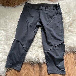 Adidas Stella McCartney | Gray Cropped Leggings